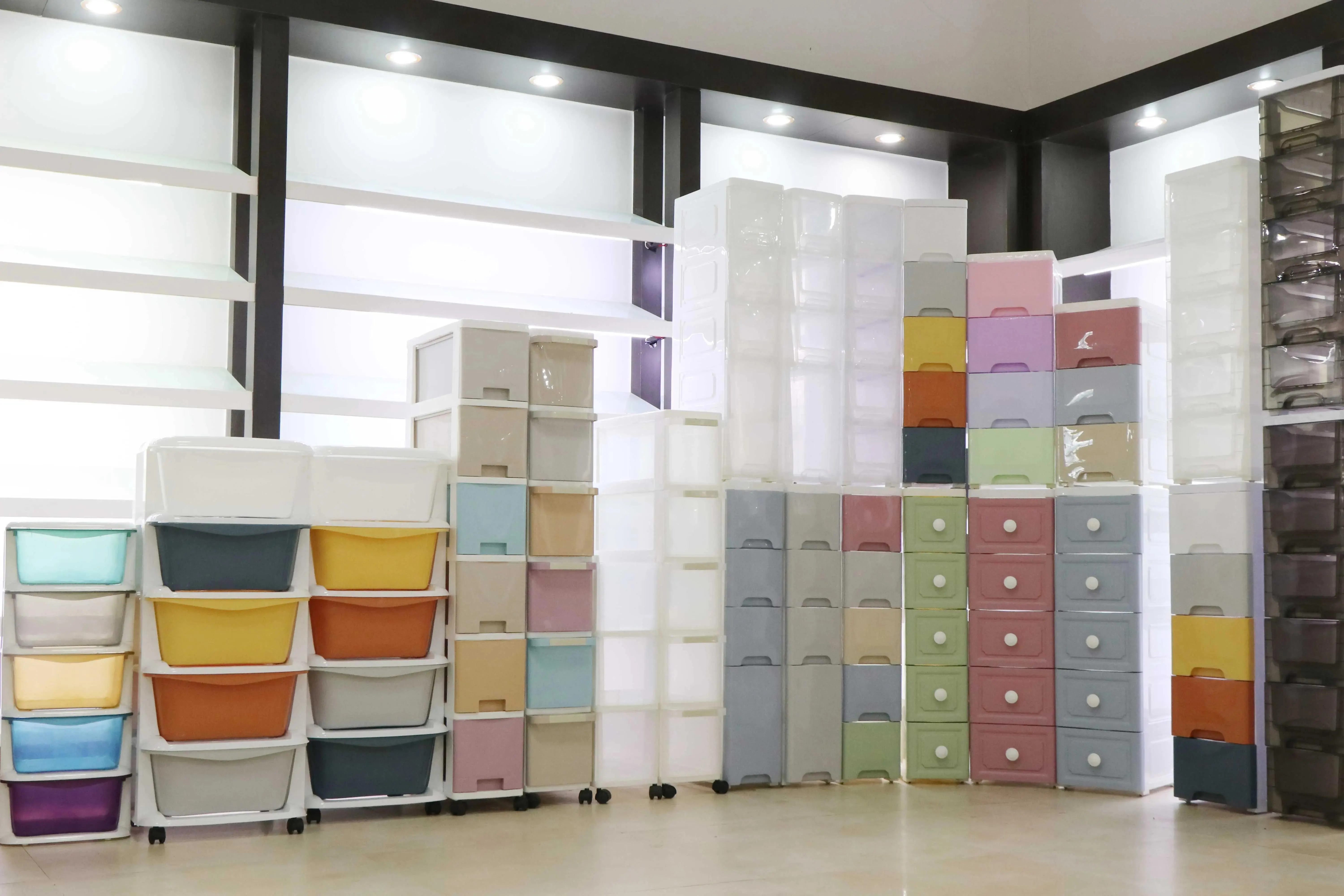 六六六家居用品厂收纳产品展示区